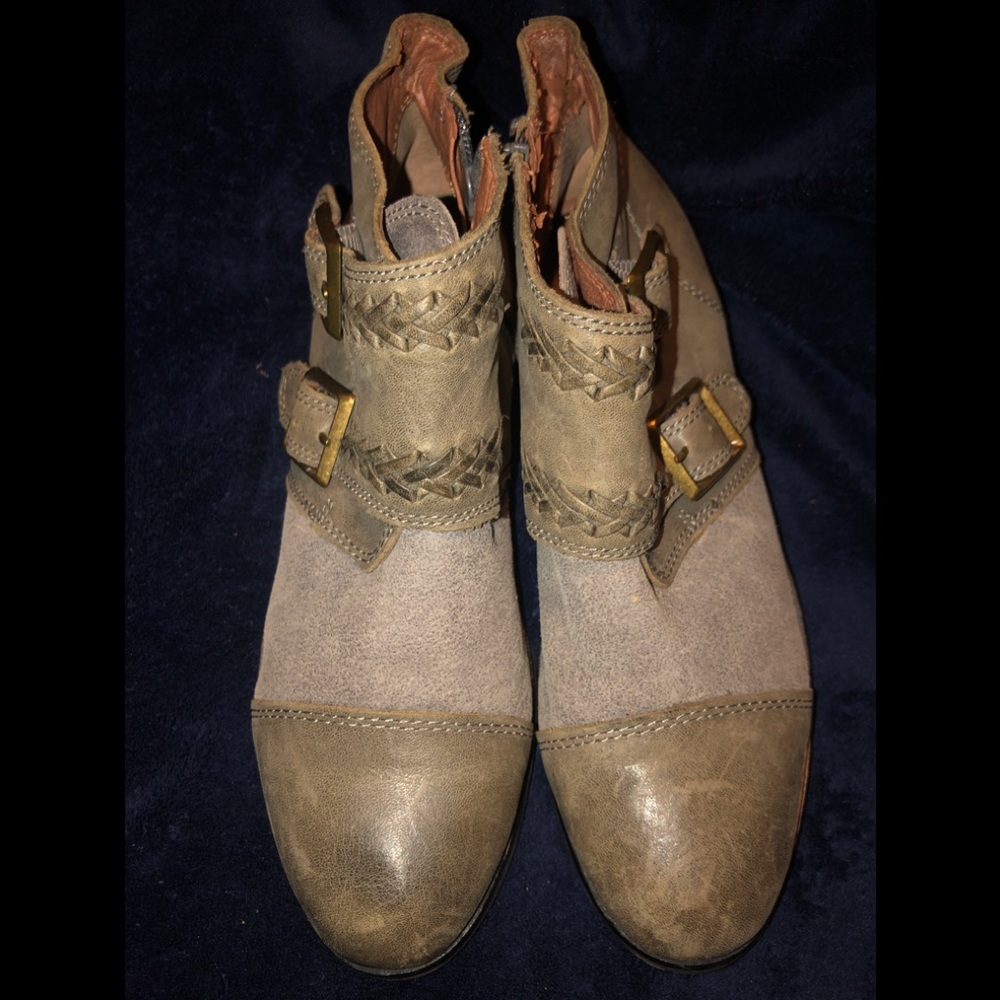 Women’s Lucky Brand Boots